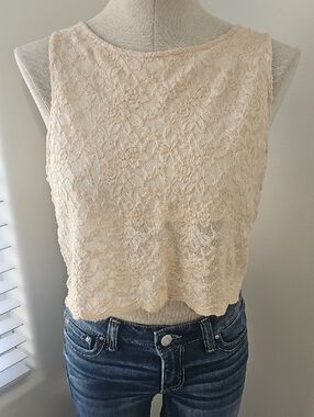 Free People Lace Cropped Tank- Cream